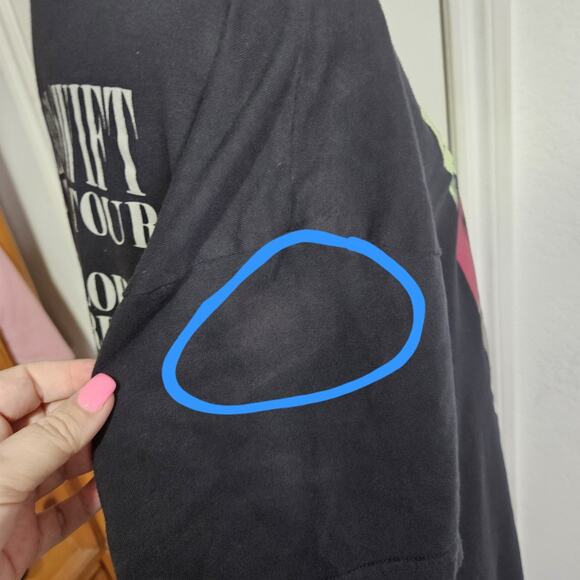 TAYLOR SWIFT The ERAS Tour Official Merch Tour T Shirt Black XL - Picture 5 of 5